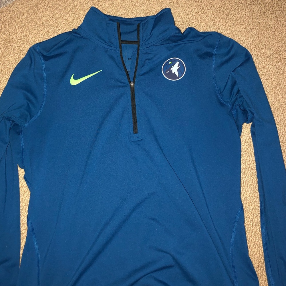 Minnesota Timberwolves Nike Pullover (Size M)
